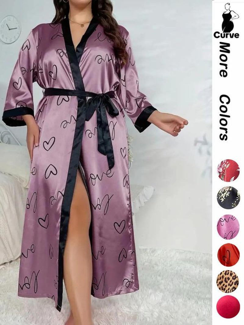 SpookySnug Plus Lounge Robe