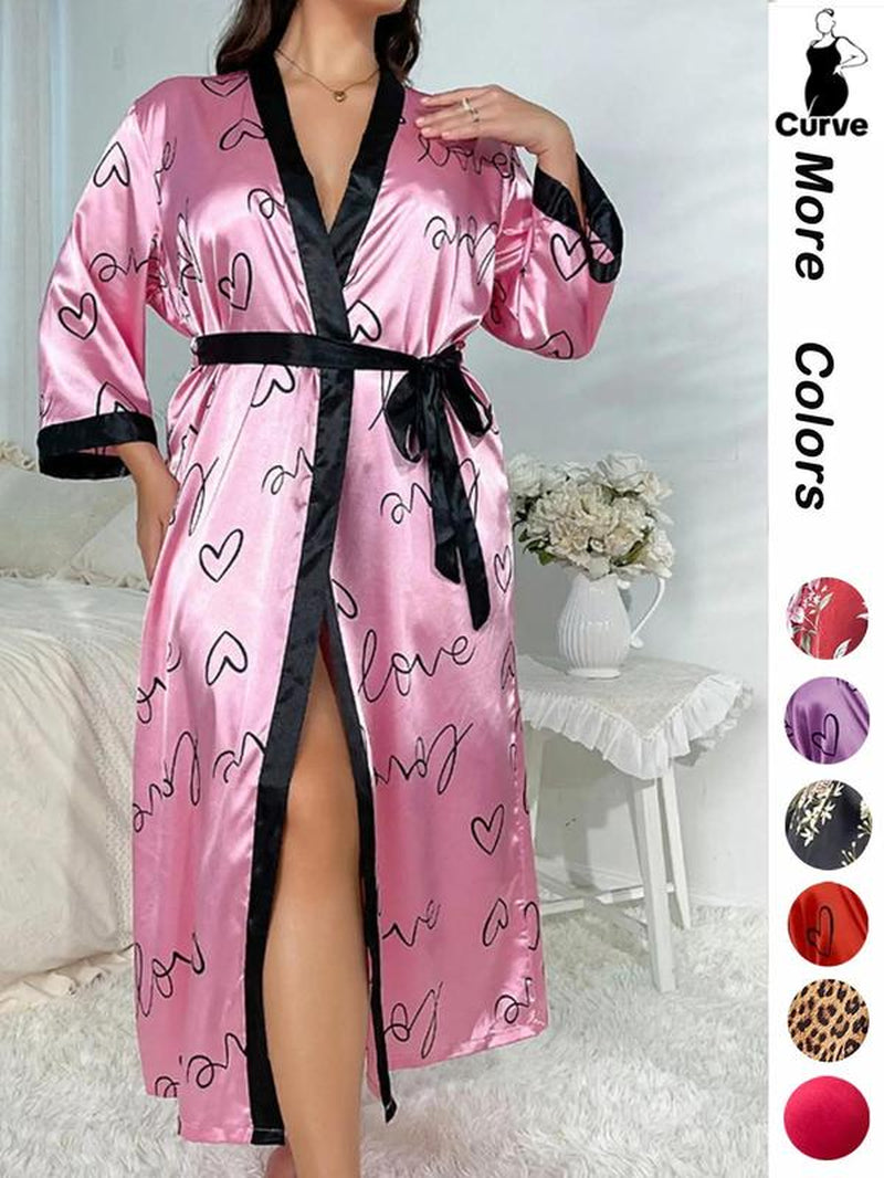 SpookySnug Plus Lounge Robe
