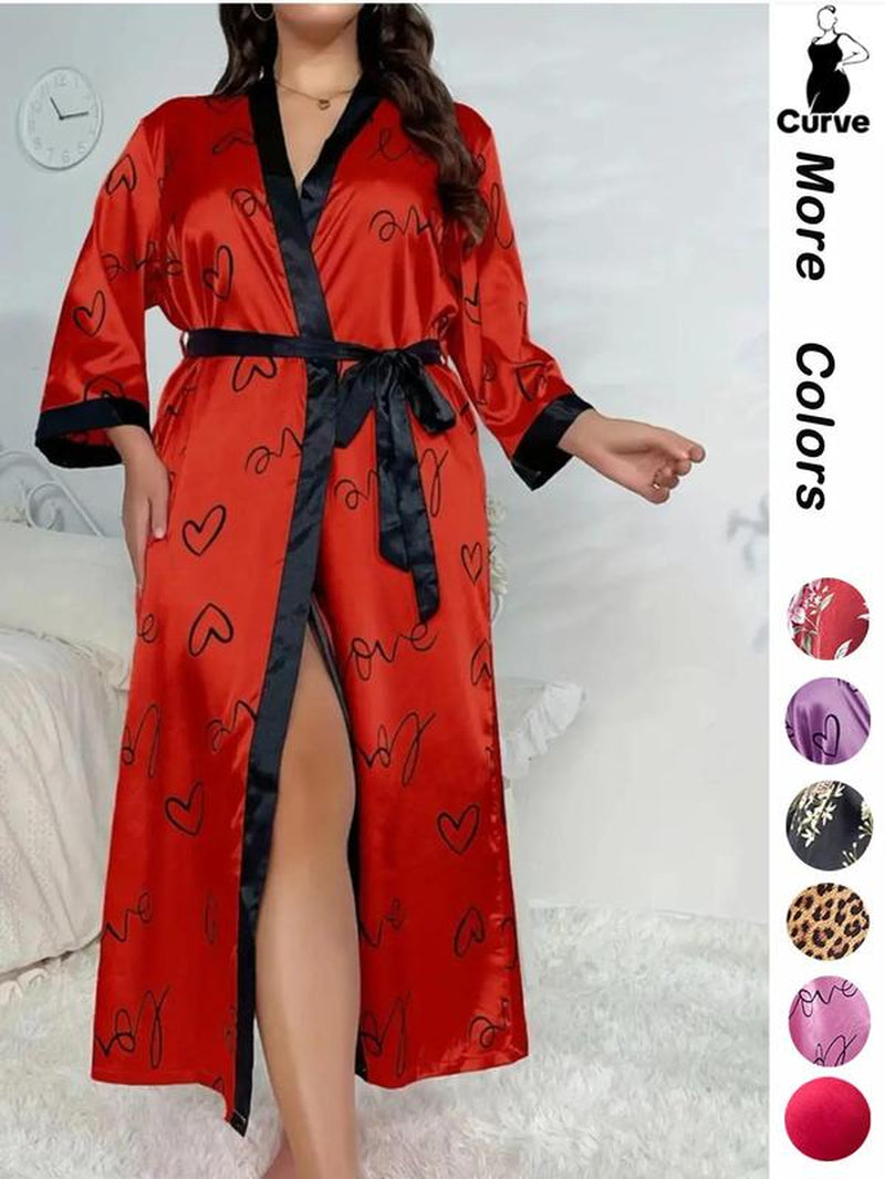 SpookySnug Plus Lounge Robe