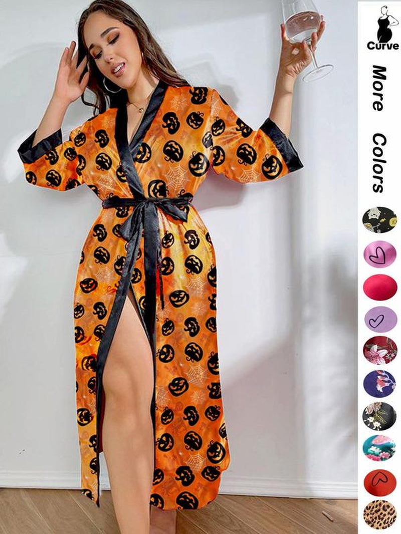 SpookySnug Plus Lounge Robe