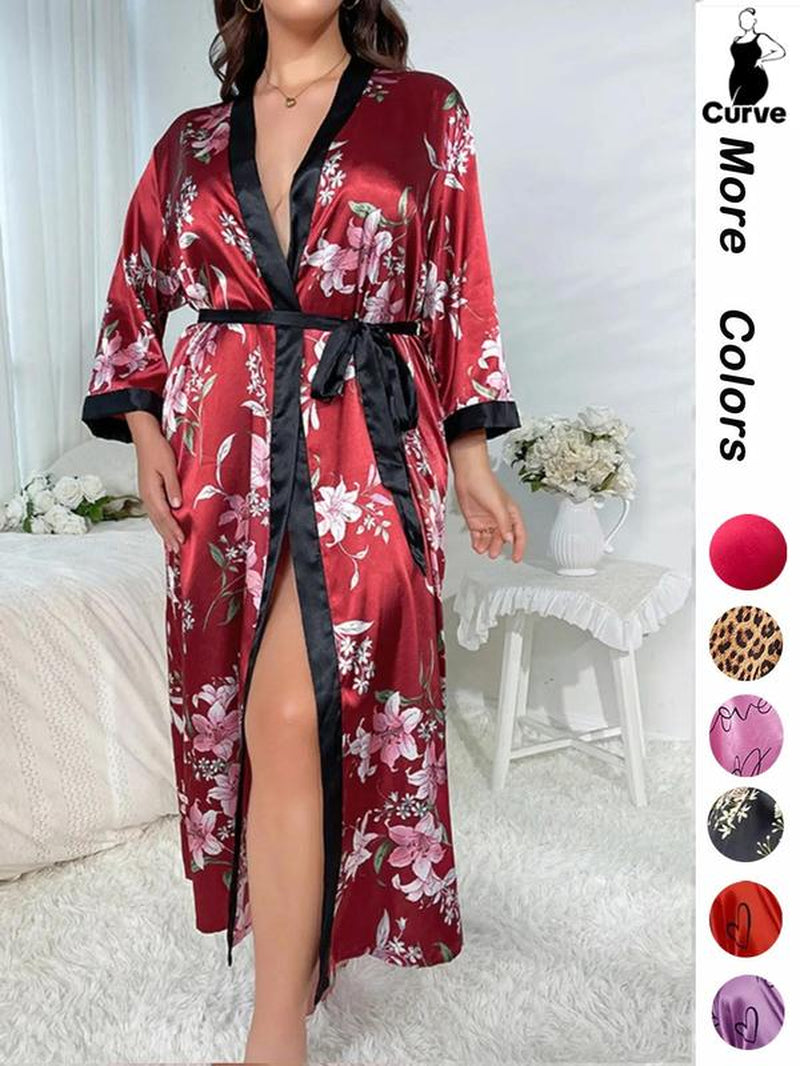 SpookySnug Plus Lounge Robe