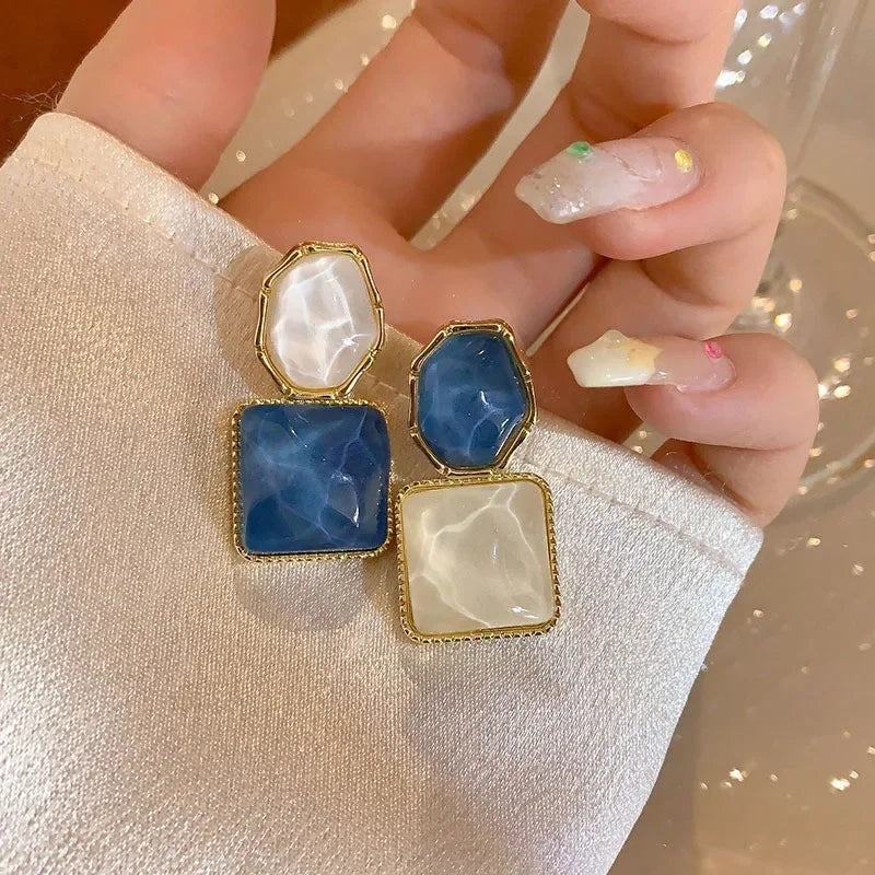 Asymmetry Water Ripple Square Dangle Earrings for Women New Unique Design Light Luxury Earring Fashion Jewelry Accessories